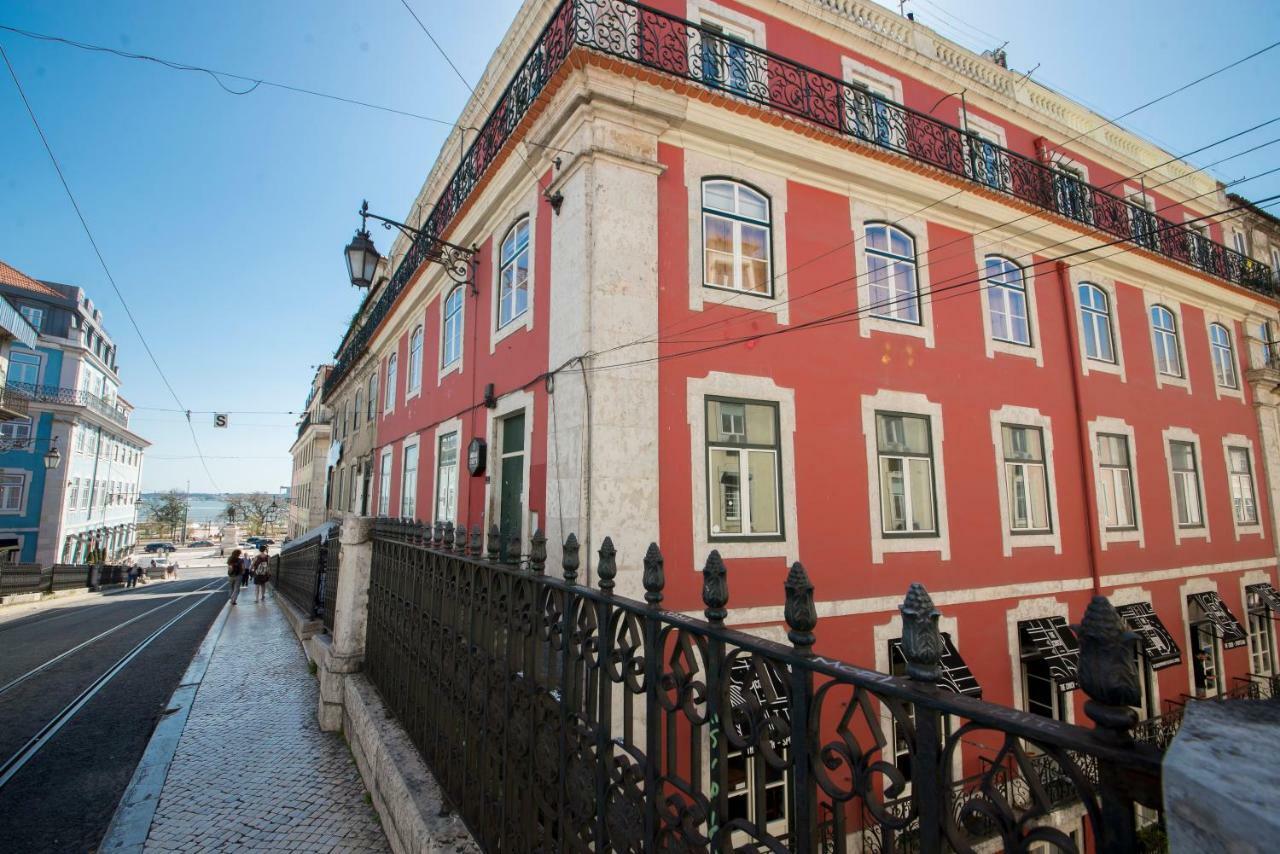 A Captivating Apartment Close To River Tagus In Lisboa Ngoại thất bức ảnh
